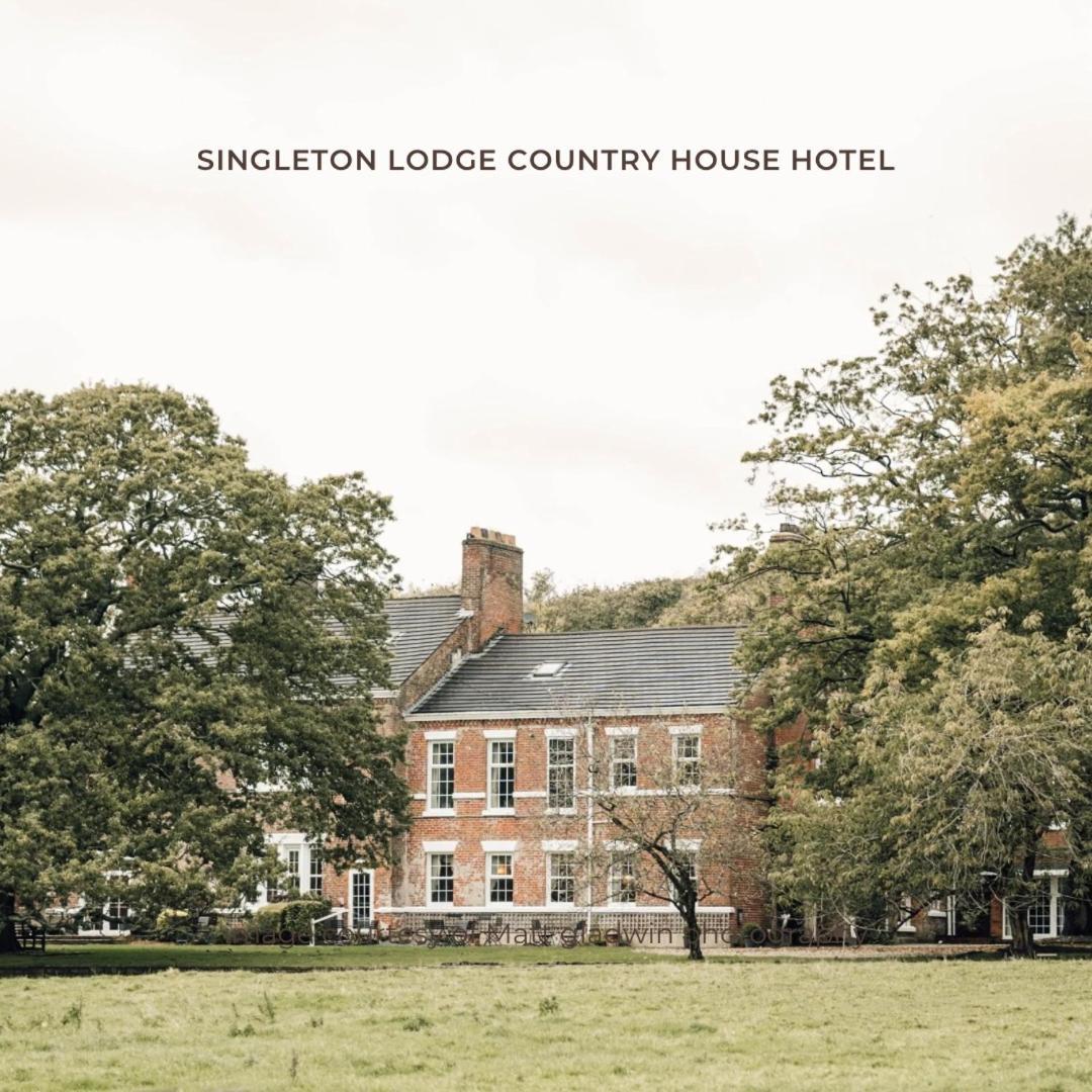 Singleton Lodge Country House Hotel Poulton-le-Fylde Exteriör bild