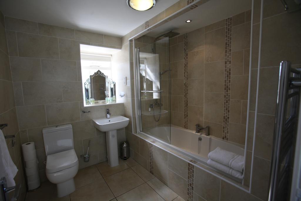 Singleton Lodge Country House Hotel Poulton-le-Fylde Exteriör bild